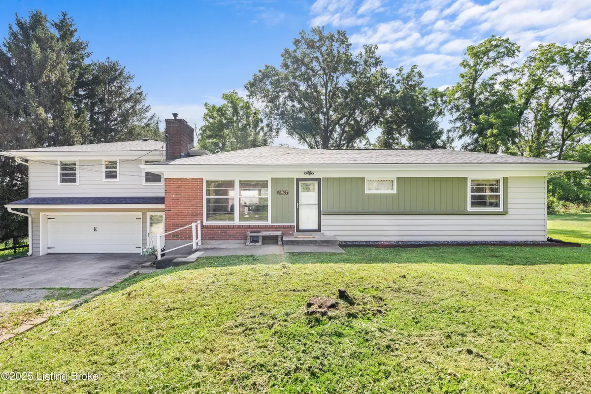 5901 S Watterson Trail, Louisville, KY 40291 - Image #1