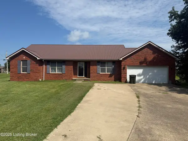 301 Country Ct, Hardinsburg, KY 40143