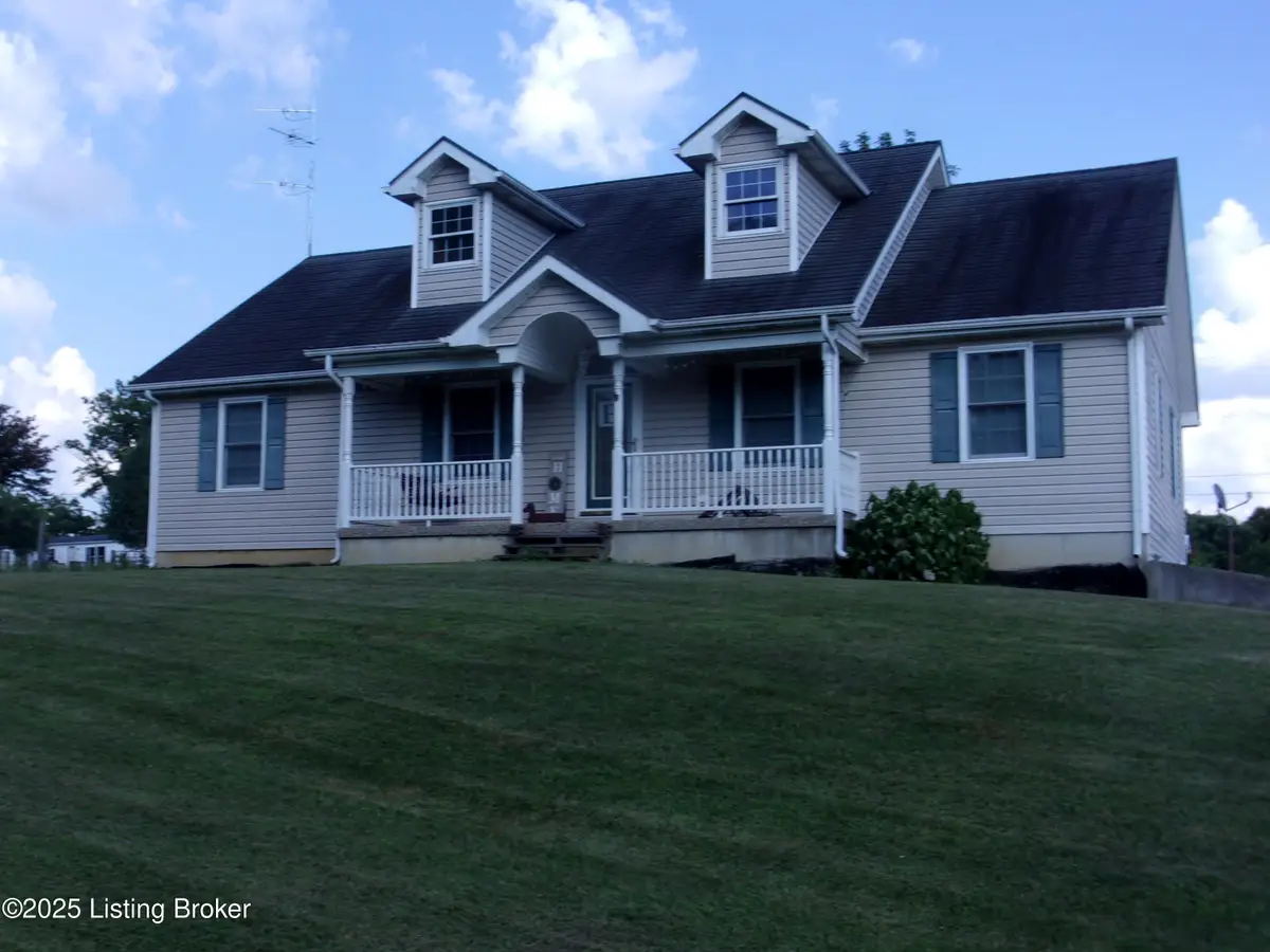 1366 Greens Chapel Rd, Bloomfield, KY 40008 - Image #1