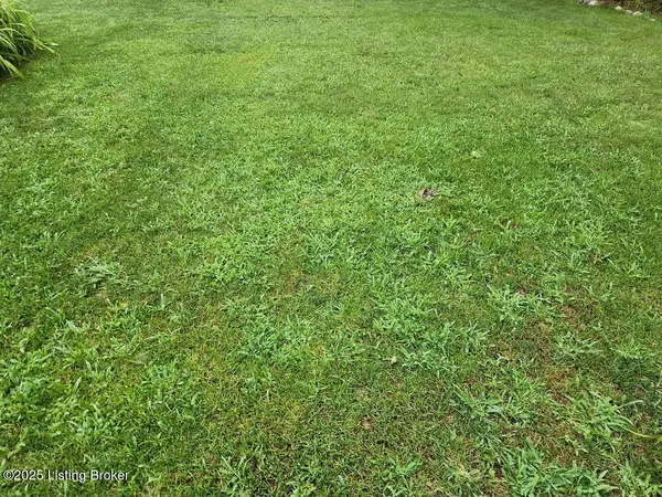 2702 W Jefferson St, Louisville, KY 40212