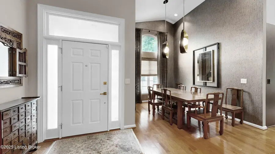 419 Village Lake Dr, Louisville, KY 40245 - Image #3