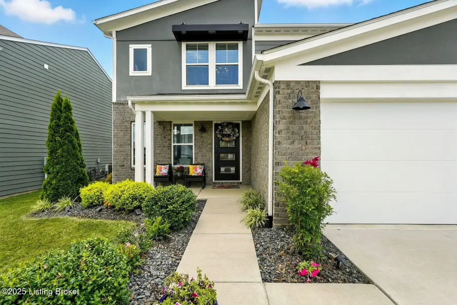 3294 Heather Wood Dr, La Grange, KY 40031 - Image #3