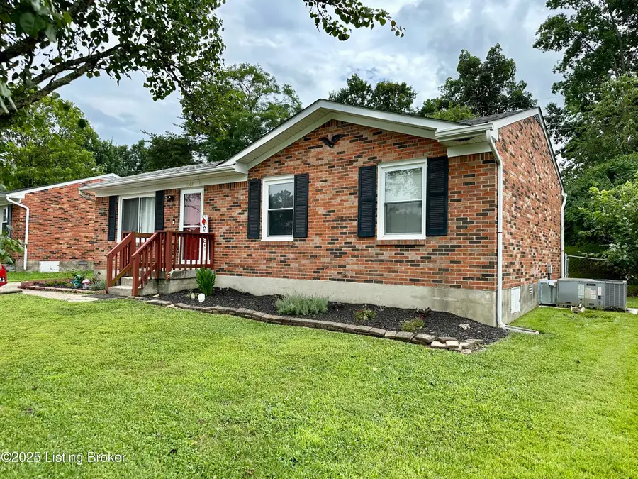 1208 Keane. Ave, La Grange, KY 40031 - #2