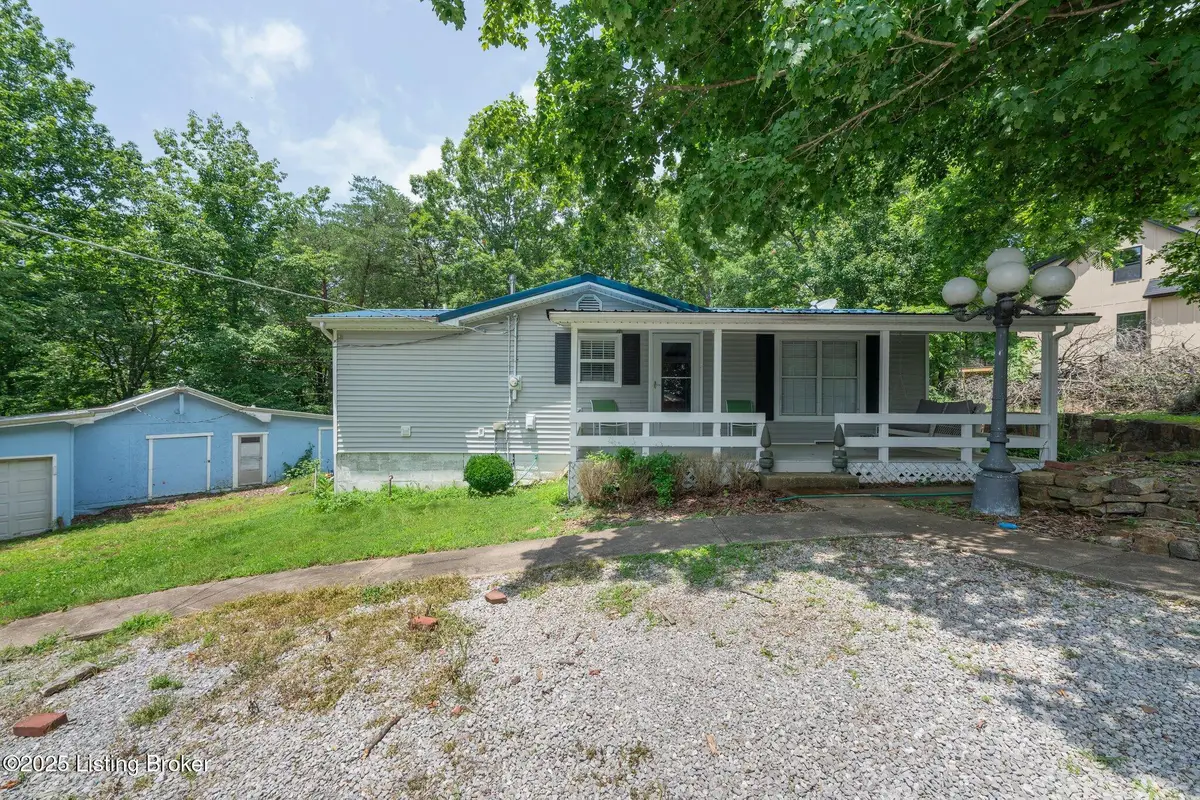 80 Holiday Hill Rd, Clarkson, KY 42726 - Image #1