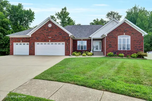 8421 Grandel Forest Way, Louisville, KY 40258