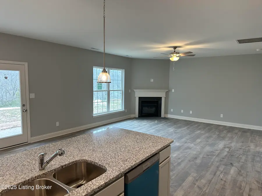 7815 Firescale Ct, Louisville, KY 40291 - Image #3