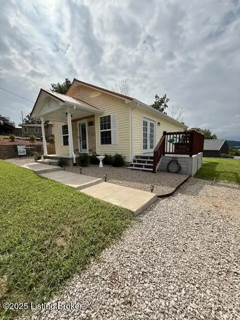 827 Lakeview Cir, Clarkson, KY 42726