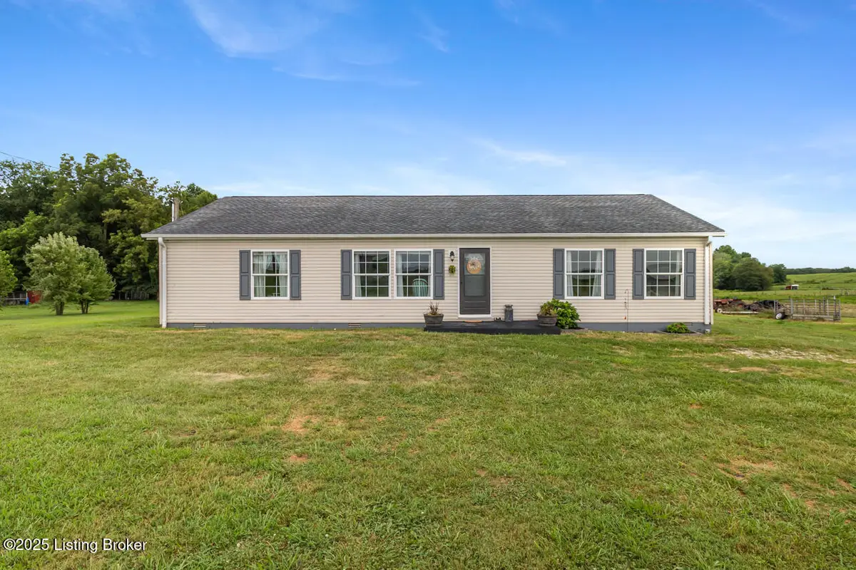 639 Logan Skaggs Rd, Hodgenville, KY 42748 - Image #1