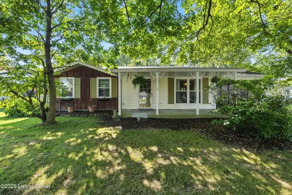 1908 Tennyson Dr, Clarksville, IN 47129