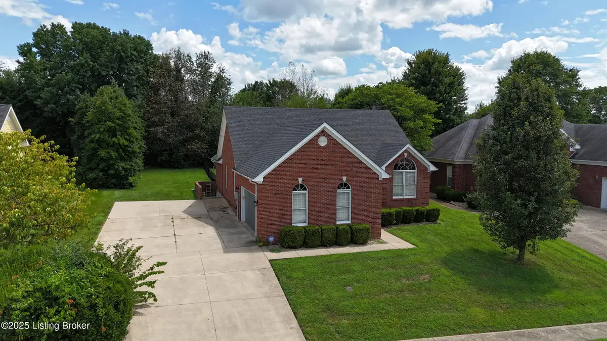 116 Waverly Dr, Bardstown, KY 40004 - Image #1