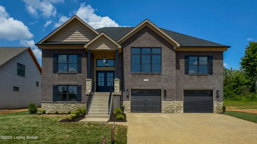 10212 Reeseman Dr, Louisville, KY 40291 - Image #2