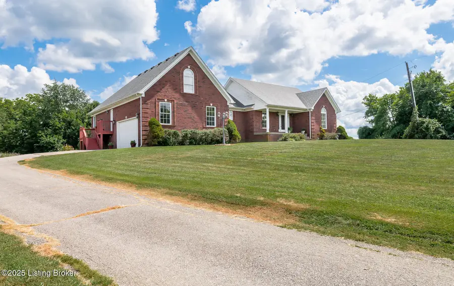1888 Shelbyville Rd, Taylorsville, KY 40071 - Image #2