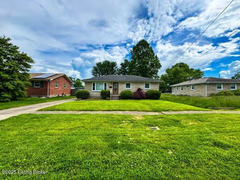 6302 Casper Dr, Louisville, KY 40258 - Image #2