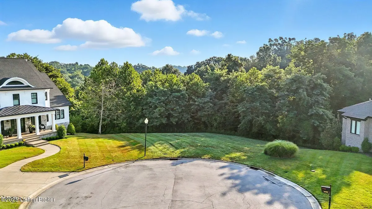 6710 Glen Springs Ct, Louisville, KY 40222 - Image #1