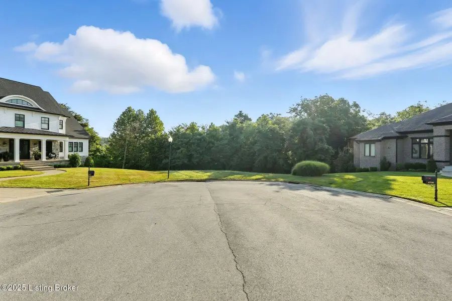 6710 Glen Springs Ct, Louisville, KY 40222 - Image #3