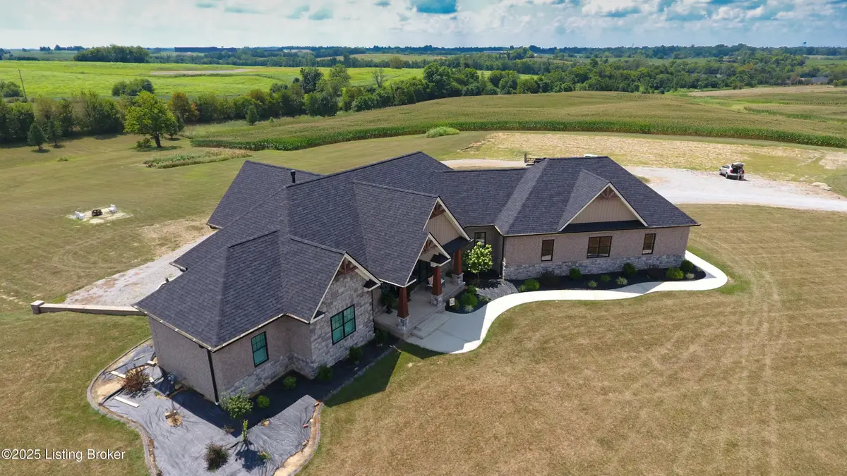 188 Tingle Ln, Springfield, KY 40069 - Image #1