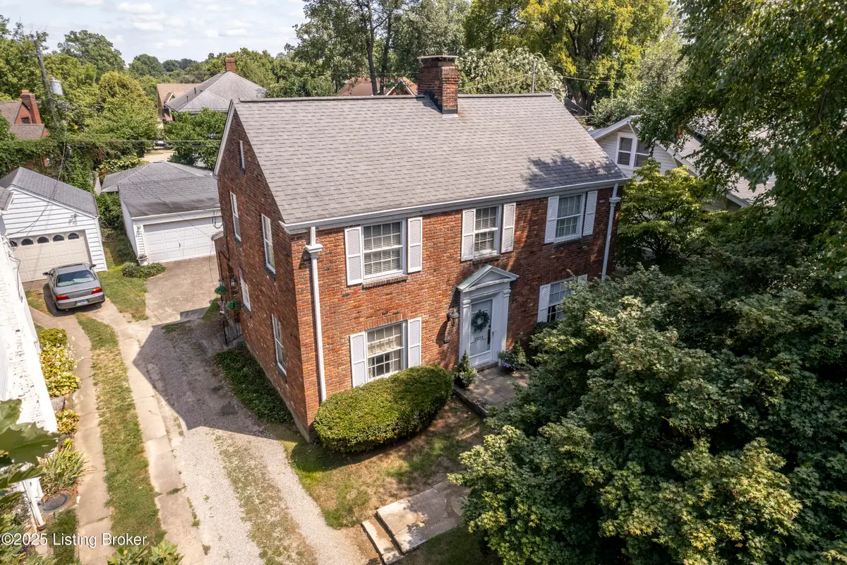 2223 Saratoga Dr, Louisville, KY 40205 - Image #1