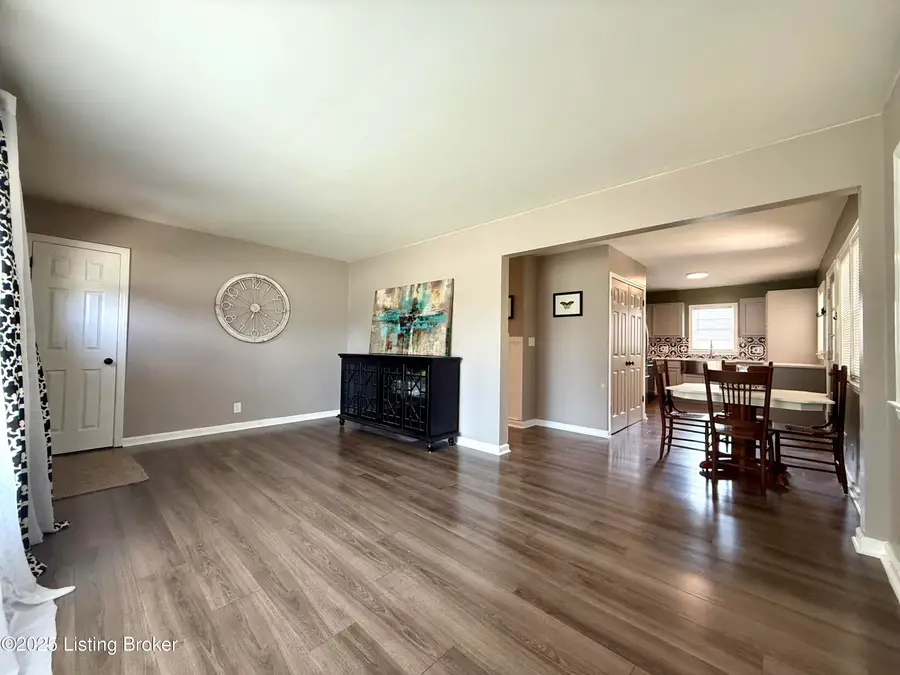 1604 Cherry Way, Louisville, KY 40216 - Image #3