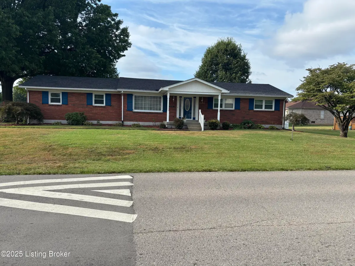 5400 Galaxie Dr, Louisville, KY 40258 - Image #1