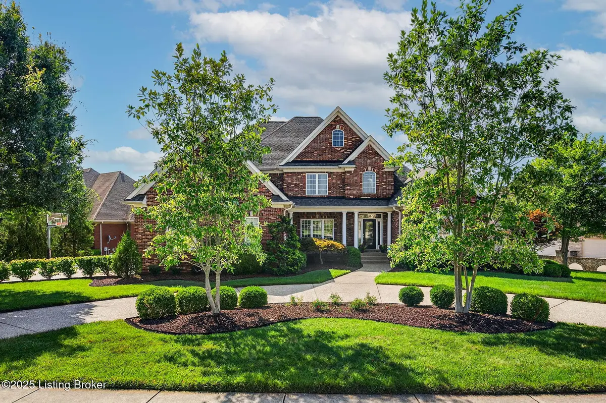 13513 Ridgemoor Dr, Prospect, KY 40059 - Image #1