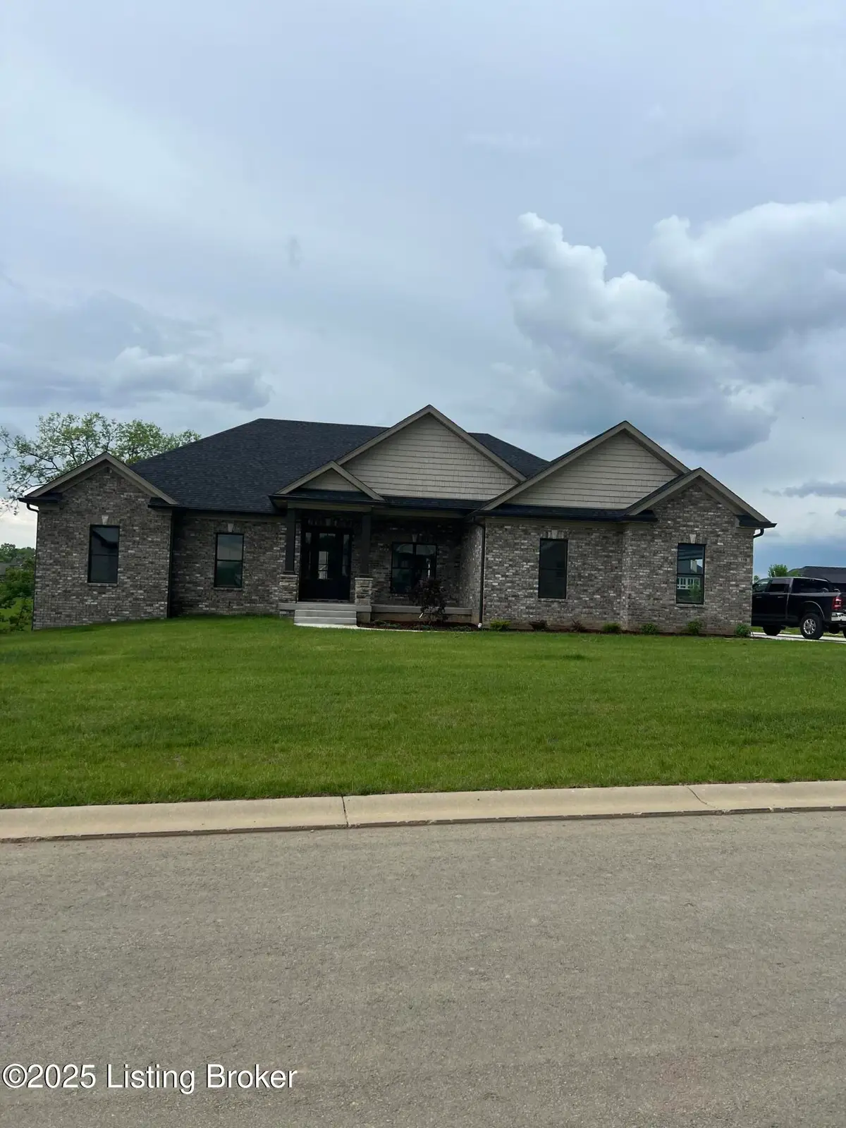 119 Dalton Dr, Fisherville, KY 40023 - Image #1