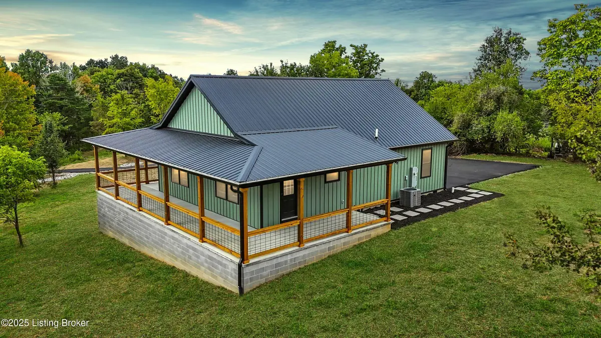 374 Nolin Estates Rd, Clarkson, KY 42726 - Image #1