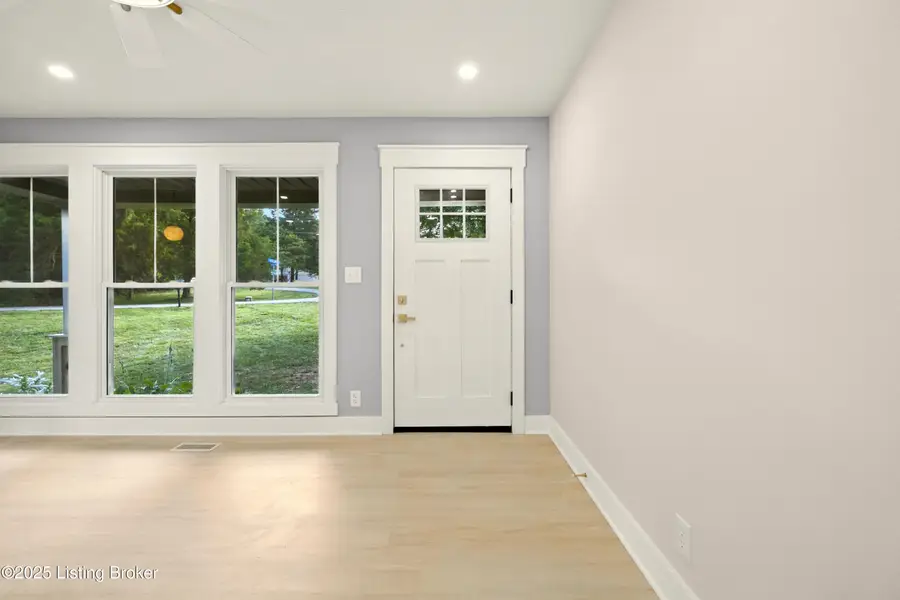 1832 Bass Cir, La Grange, KY 40031 - Image #3