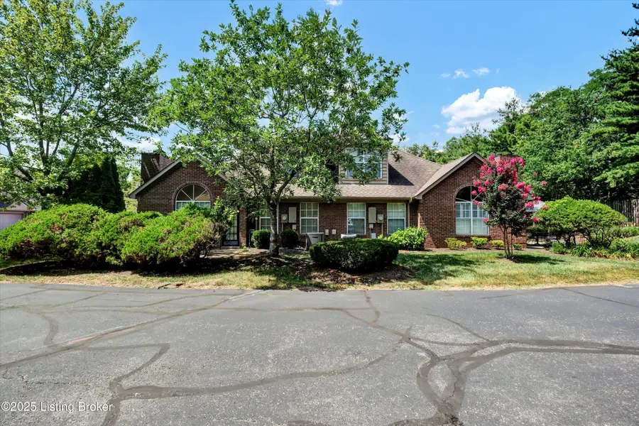 9803 Lockyear Ct, Louisville, KY 40241 - Image #2