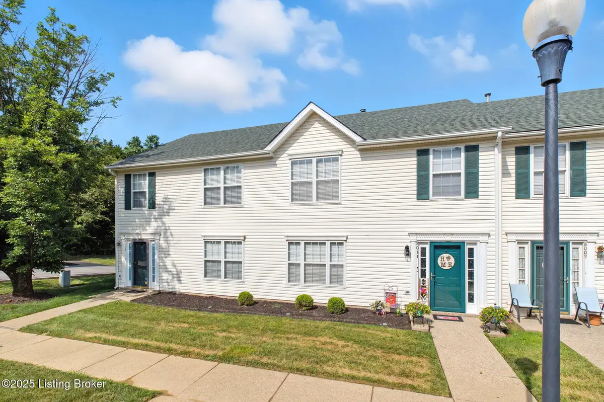 8013 Hunter Green Way, Louisville, KY 40291 - Image #1