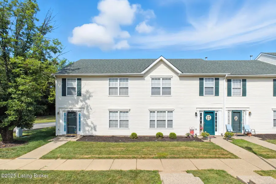 8013 Hunter Green Way, Louisville, KY 40291 - Image #2