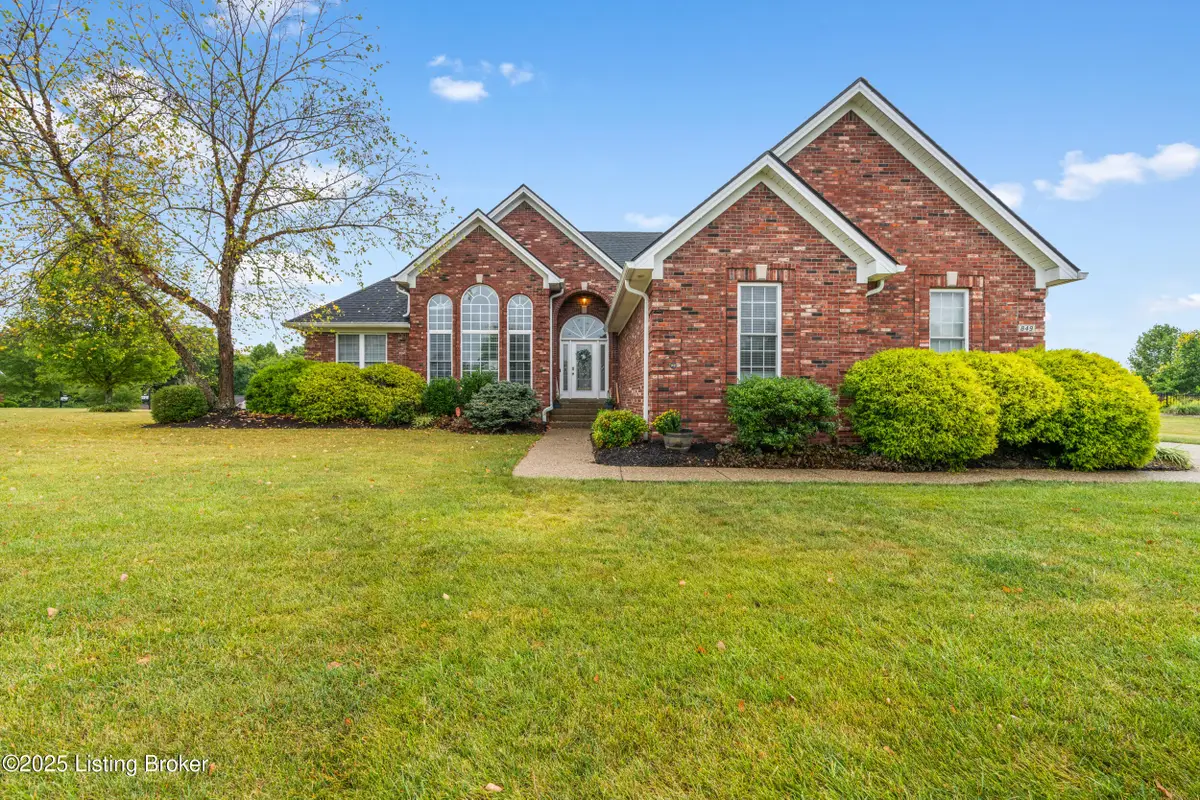 849 Kingswood Dr, Taylorsville, KY 40071 - Image #1