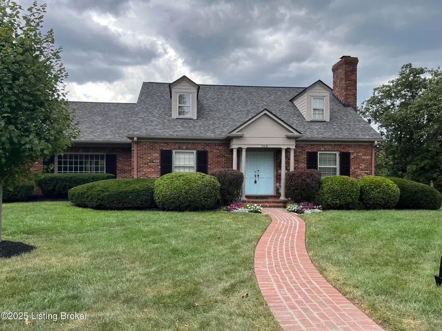 768 Cottage Grove Ln, Lexington, KY 40502 - #2
