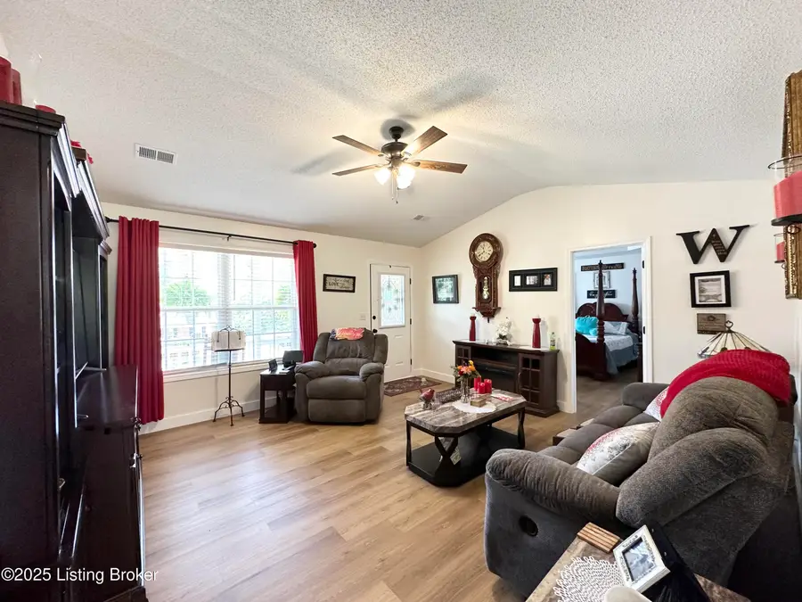 122 Chesapeake Trail, Coxs Creek, KY 40013 - Image #3