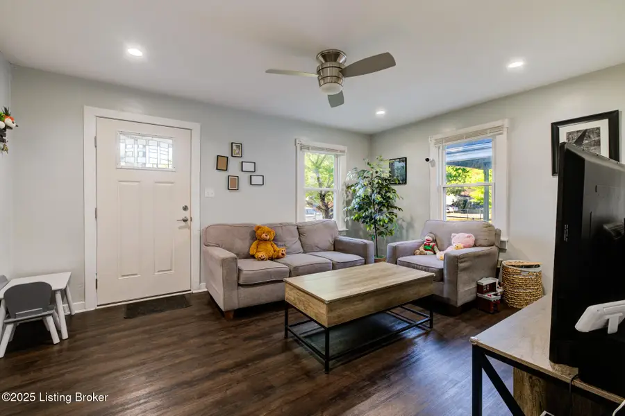 703 W Florence Ave, Louisville, KY 40215 - Image #3