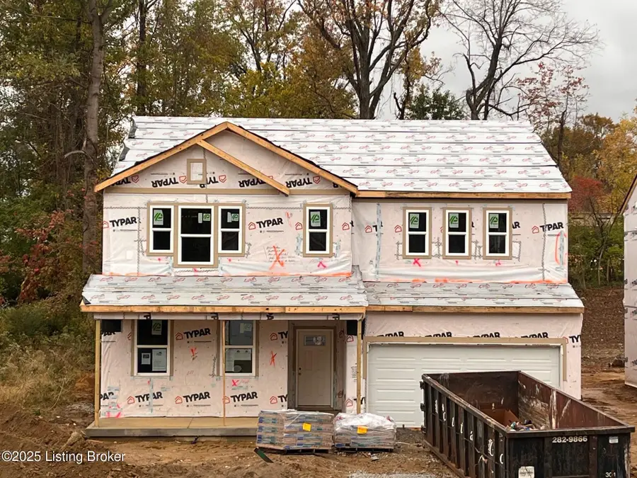 8516 Lysander Dr, Louisville, KY 40214 - Image #2