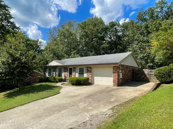 8009 Afterglow Dr, Louisville, KY 40214