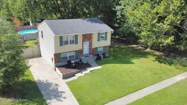 9315 Pirouette Ave, Fairdale, KY 40118