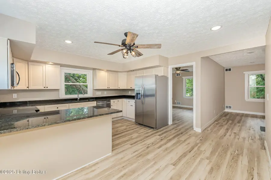 213 W French St, Elizabethtown, KY 42701 - Image #3