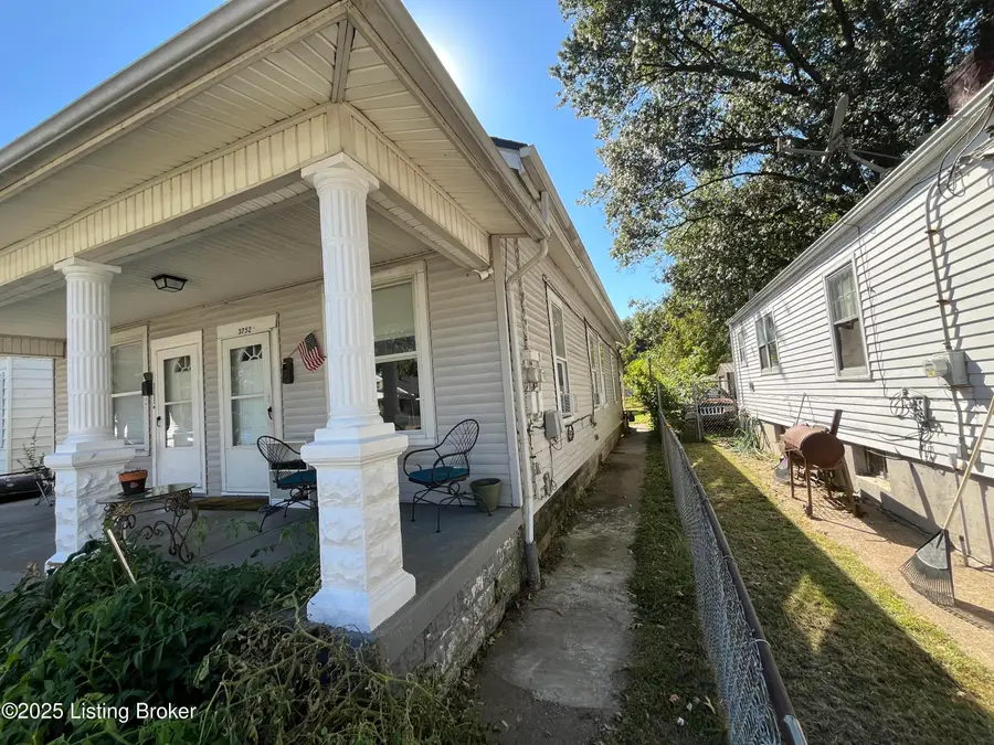 3752 Powell Ave, Louisville, KY 40215 - Image #2