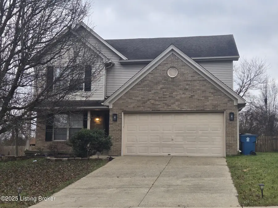 9730 Hunting Ground Ct, Louisville, KY 40228 - Image #2