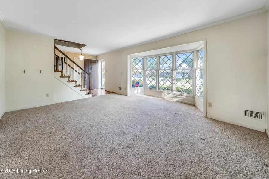 7100 Peppermill Ln, Louisville, KY 40228 - Image #3