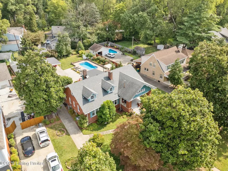 3227 Robin Rd, Louisville, KY 40213 - Image #2