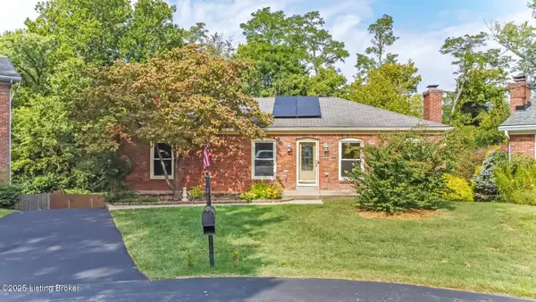 9601 Somerford Ct, Louisville, KY 40242