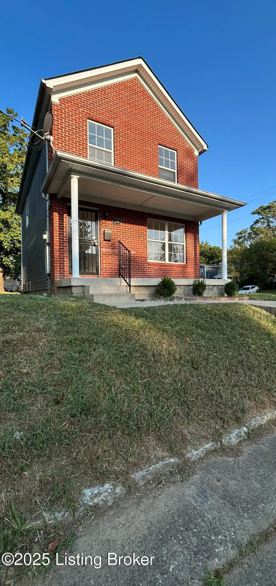418 W Dr W. J. Hodge St, Louisville, KY 40203 - Image #2