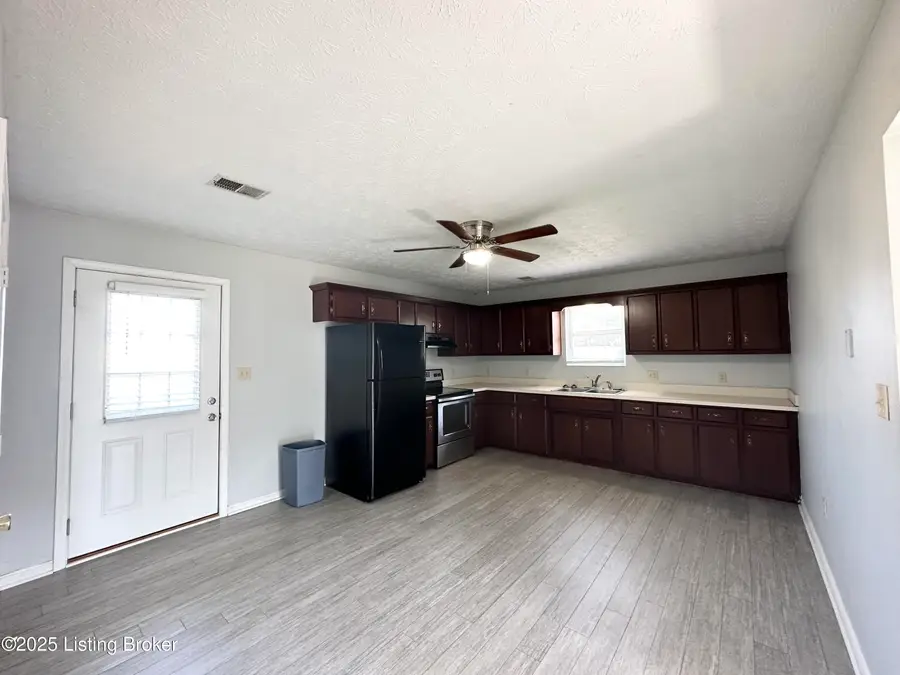 158 Caldwell Ave, Bardstown, KY 40004 - Image #3