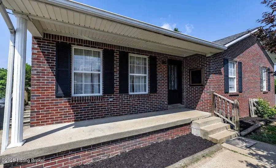 551 Tindale Dr, Taylorsville, KY 40071 - Image #2
