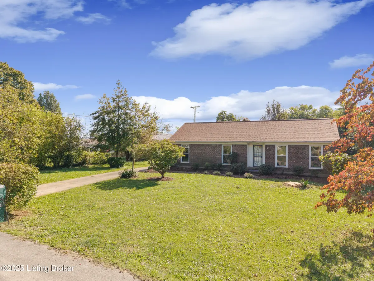 229 E Shannon Ln, Mount Washington, KY 40047 - Image #1