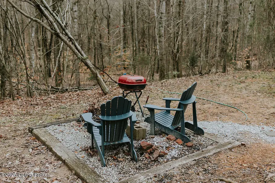 866 Wilderness Rd, Mammoth Cave, KY 42259 - Image #2