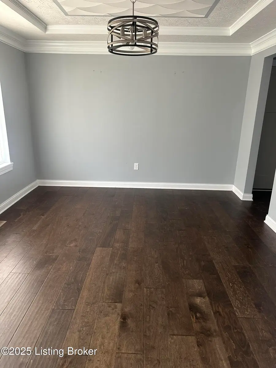 130 Diamond Ct, Vine Grove, KY 40175 - Image #2