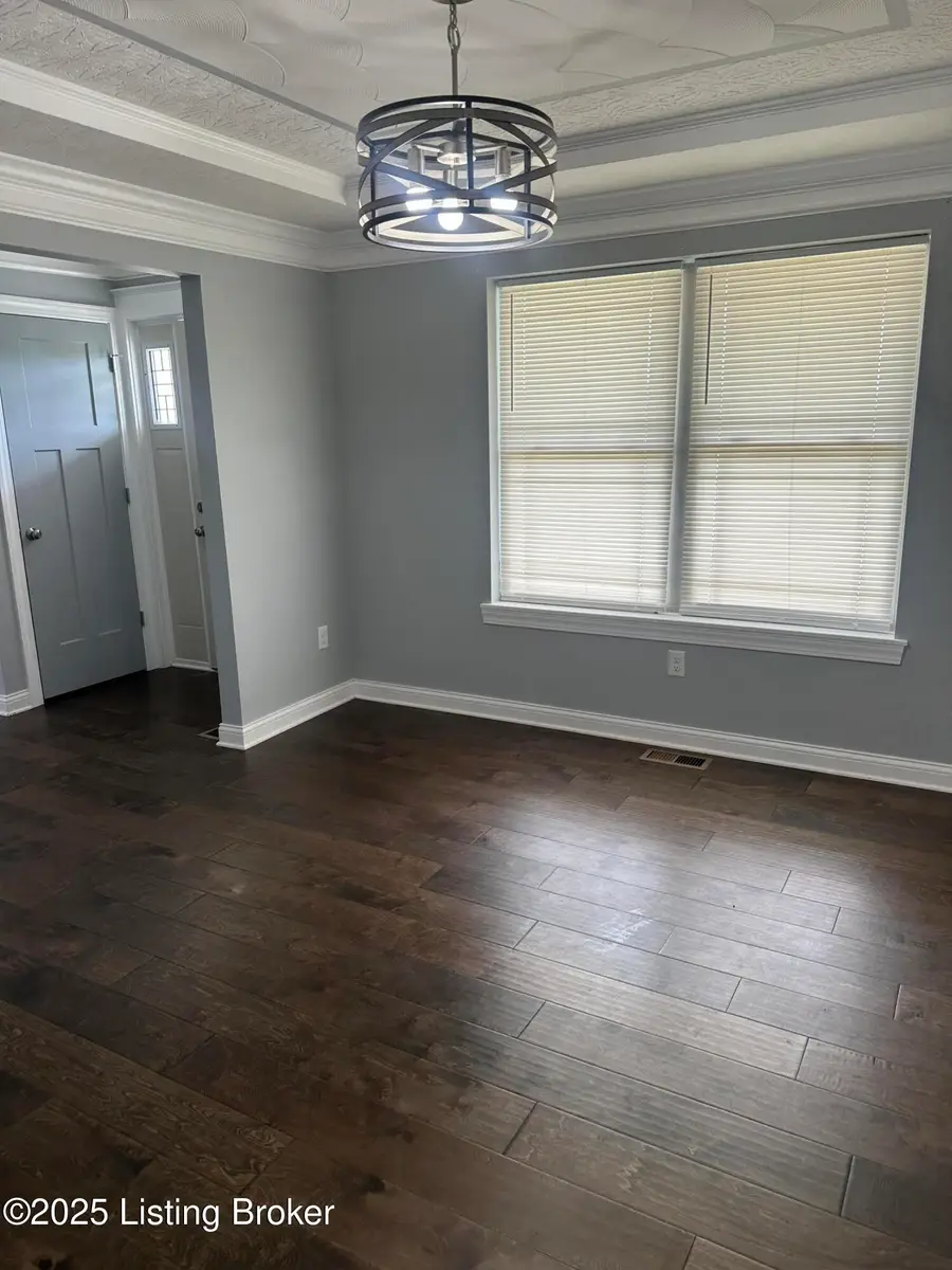 130 Diamond Ct, Vine Grove, KY 40175 - Image #3